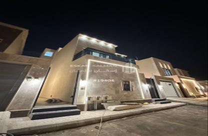 Full Floor - 5 Bedrooms - 3 Bathrooms for sale in Al Janadriyah - Riyadh - Ar Riyadh