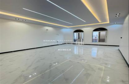 Villa - 7+ Bedrooms - 6 Bathrooms for sale in ريحه - At Taif - Makkah Al Mukarramah