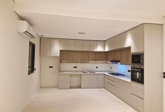 51104145 - Property Main Image