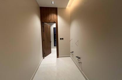 Full Floor - 5 Bedrooms - 4 Bathrooms for sale in Al Qadisiyah - Riyadh - Ar Riyadh