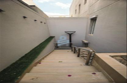 Villa - 4 Bedrooms - 7+ Bathrooms for rent in Al Malqa - Riyadh - Ar Riyadh