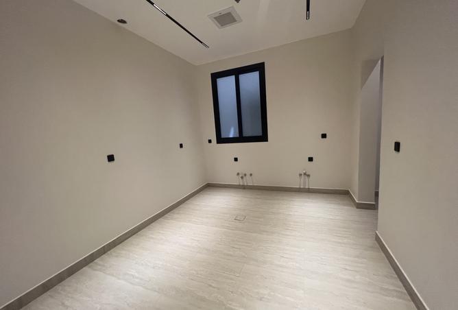 51968467 - Property Image 3