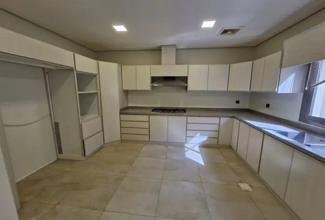 52137811 - Property Image 2