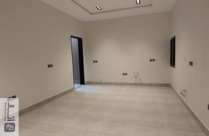 Full Floor - 5 - 4 for sale in Ar Rimal - Riyadh - Ar Riyadh Full Floor - 5 - 4 for sale in Ar Rimal - Riyadh - Ar Riyadh