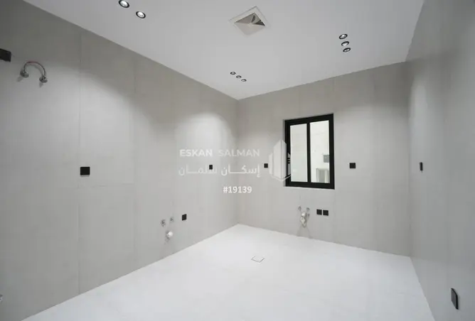 51231338 - Property Image 3
