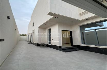 Villa - 7+ Bedrooms - 7+ Bathrooms for sale in Al Janadriyah - Riyadh - Ar Riyadh Villa - 7+ Bedrooms - 7+ Bathrooms for sale in Al Janadriyah - Riyadh - Ar Riyadh