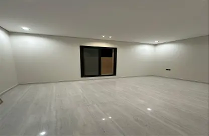 شقة - 4 غرف نوم - 3 حمامات للبيع في القادسية - الرياض - الرياض