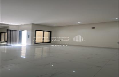 Villa - 7+ Bedrooms - 5 Bathrooms for sale in West Al Uraija - Riyadh - Ar Riyadh