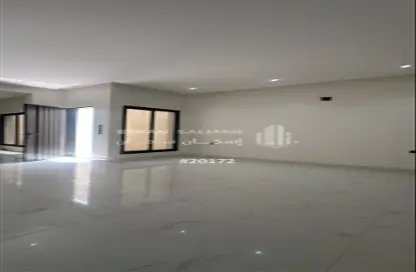 Villa - 5 Bathrooms for sale in West Al Uraija - Riyadh - Ar Riyadh