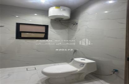 Villa - 7+ Bedrooms - 5 Bathrooms for sale in West Al Uraija - Riyadh - Ar Riyadh