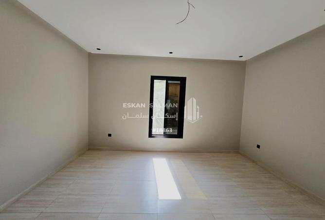 2P9DMIL7Se8 - Property Main Image