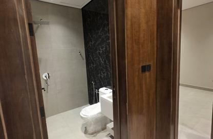 Apartment - 4 Bedrooms - 3 Bathrooms for sale in Al Munisiyah - Riyadh - Ar Riyadh