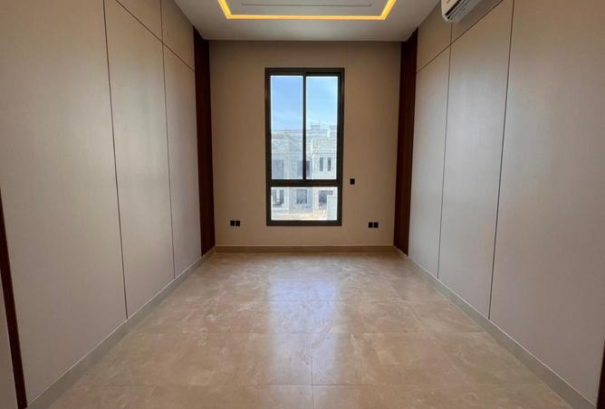 259145 - Property Image 3