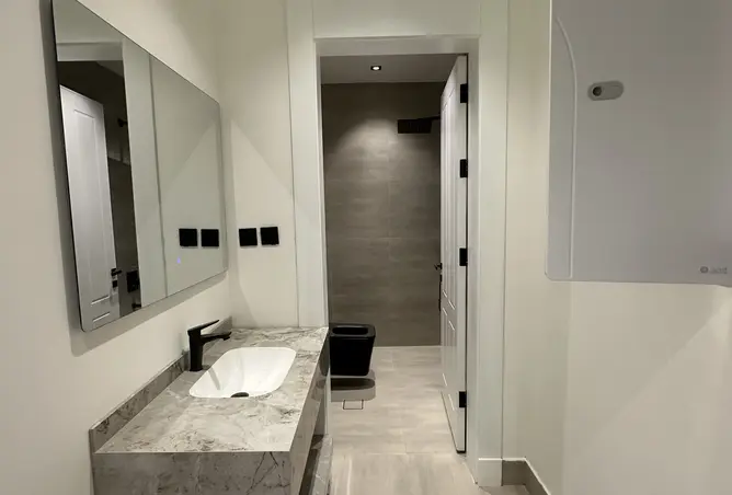 52157977 - Property Image 2