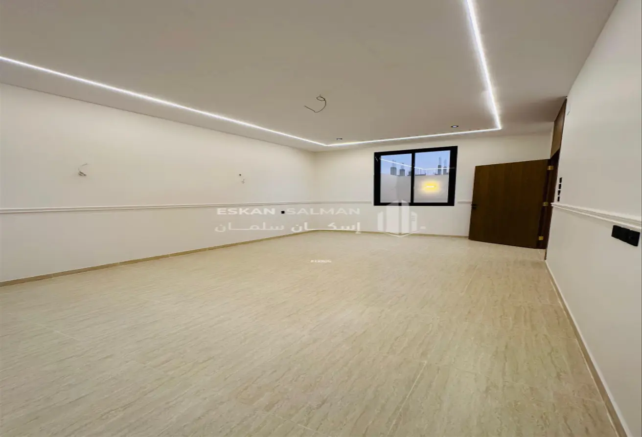 51004439 - Property Main Image