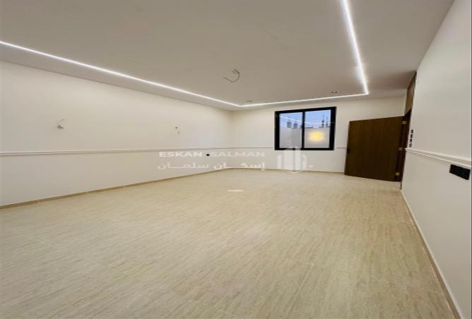 2P7RUVEMlrU - Property Main Image