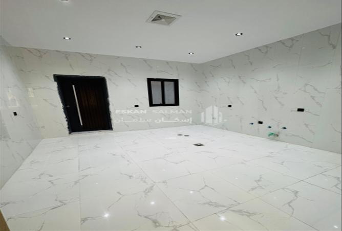 2P7RUVEMlrU - Property Image 2