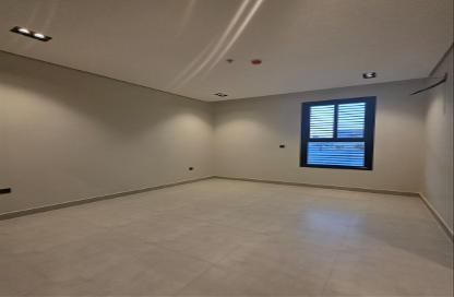 Apartment - 4 Bedrooms - 3 Bathrooms for sale in Al Munisiyah - Riyadh - Ar Riyadh Apartment - 4 Bedrooms - 3 Bathrooms for sale in Al Munisiyah - Riyadh - Ar Riyadh