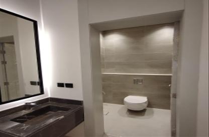 Apartment - 4 Bedrooms - 3 Bathrooms for sale in Al Munisiyah - Riyadh - Ar Riyadh