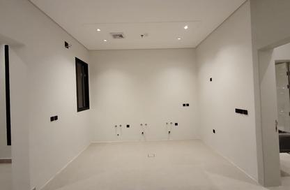 Apartment - 4 Bedrooms - 3 Bathrooms for sale in Al Munisiyah - Riyadh - Ar Riyadh