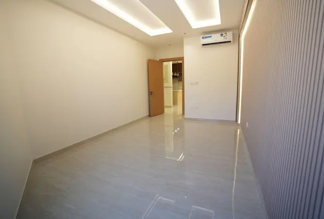 51827238 - Property Image 2
