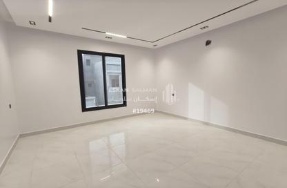 Apartment - 6 Bedrooms - 5 Bathrooms for sale in Al Nadwah - Riyadh - Ar Riyadh