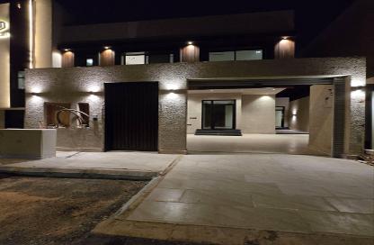 Full Floor - 5 Bedrooms - 5 Bathrooms for sale in Al Yarmuk - Riyadh - Ar Riyadh