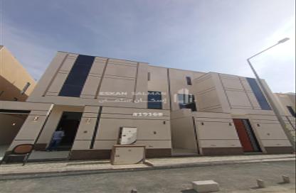 Apartment - 7 Bedrooms - 4 Bathrooms for sale in Al Janadriyah - Riyadh - Ar Riyadh