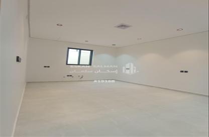 Apartment - 7 Bedrooms - 4 Bathrooms for sale in Al Janadriyah - Riyadh - Ar Riyadh