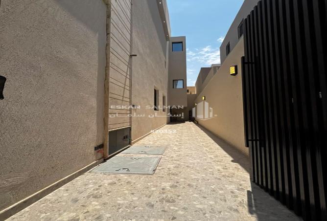 52107462 - Property Image 2