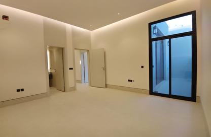 Full Floor - 4 Bedrooms - 3 Bathrooms for sale in Ar Rimal - Riyadh - Ar Riyadh