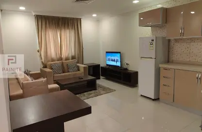 عمارة بالكامل - 8 غرف نوم - 1 حمام للايجار في العقربية - الخبر - الشرقية