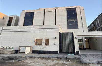 Full Floor - 5 Bedrooms - 4 Bathrooms for sale in Al Maizialah - Riyadh - Ar Riyadh