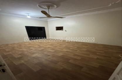 Apartment - 4 Bedrooms - 2 Bathrooms for rent in An Nuzhah - Jeddah - Makkah Al Mukarramah