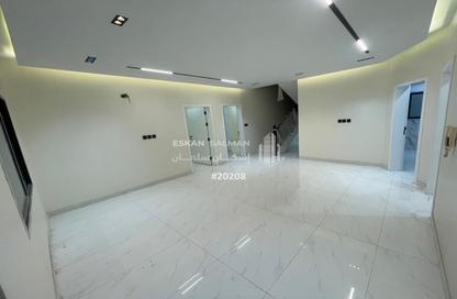 Villa - 5 Bedrooms - 4 Bathrooms for sale in Badr - Ad Dammam - Eastern Villa - 5 Bedrooms - 4 Bathrooms for sale in Badr - Ad Dammam - Eastern