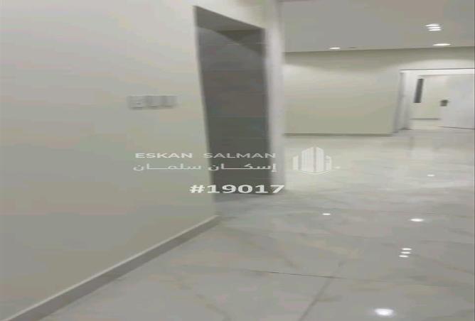 51220700 - Property Image 3