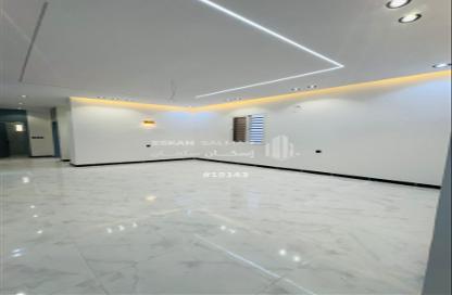 Apartment - 6 Bedrooms - 4 Bathrooms for sale in الرحاب - At Taif - Makkah Al Mukarramah