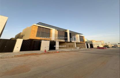 طابق كامل - 5 غرف نوم - 3 حمامات للبيع في غرناطة - الرياض - الرياض