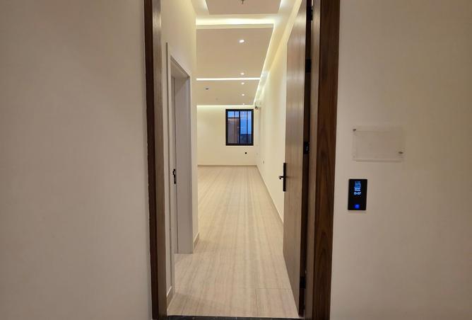 52107480 - Property Image 3