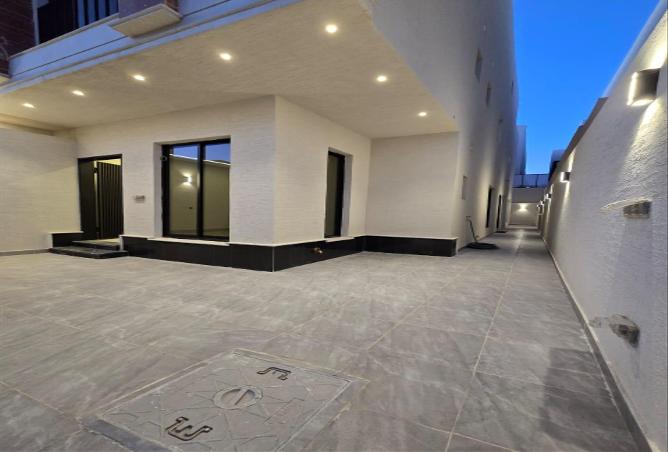 259575 - Property Image 2