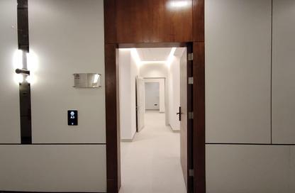Apartment - 4 Bedrooms - 3 Bathrooms for sale in Al Munisiyah - Riyadh - Ar Riyadh Apartment - 4 Bedrooms - 3 Bathrooms for sale in Al Munisiyah - Riyadh - Ar Riyadh