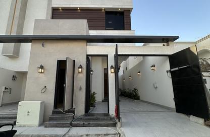 Full Floor - 4 Bedrooms - 3 Bathrooms for sale in Al Munisiyah - Riyadh - Ar Riyadh Full Floor - 4 Bedrooms - 3 Bathrooms for sale in Al Munisiyah - Riyadh - Ar Riyadh