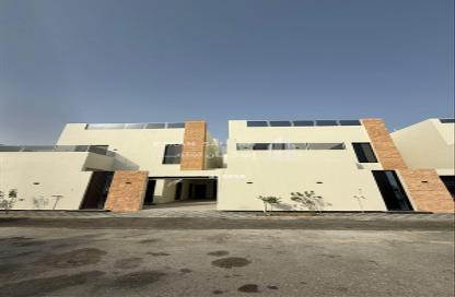 Villa - 7+ Bedrooms - 6 Bathrooms for sale in Al Amwaj - Al Khubar - Eastern