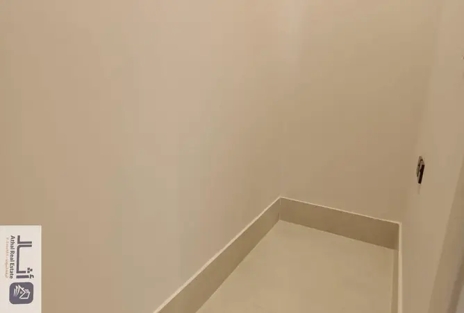 52316108 - Property Image 3