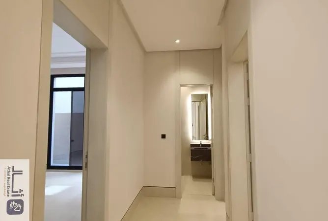 52316108 - Property Image 2