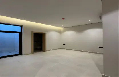 طابق كامل - 2 غرف نوم - 2 حمامات للبيع في البديعة - الرياض - الرياض