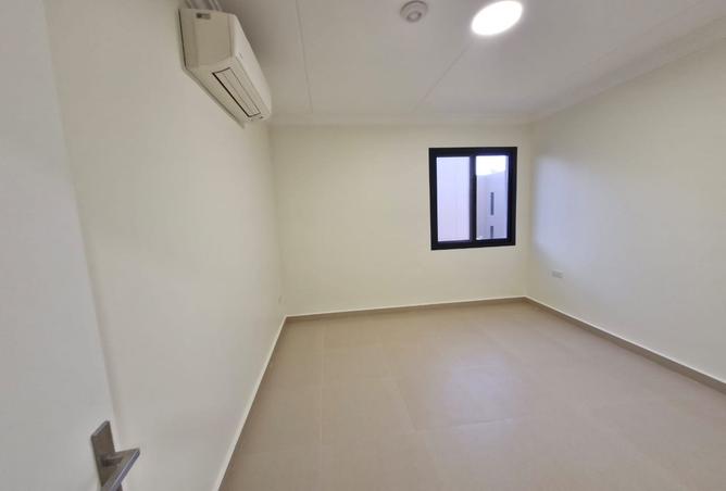 258593 - Property Image 3