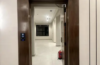 Apartment - 4 Bedrooms - 3 Bathrooms for sale in Al Munisiyah - Riyadh - Ar Riyadh