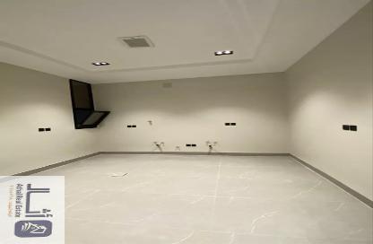 Full Floor - 3 - 3 for sale in Ishbiliyah - Riyadh - Ar Riyadh