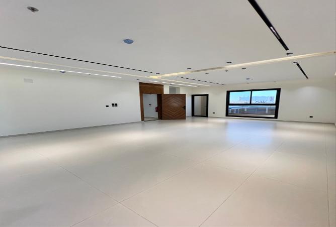 258810 - Property Image 3